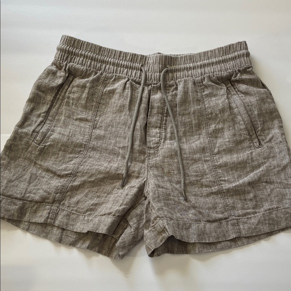 Athleta Pants - Athleta Linen Shorts in Neutral Sunwashed Driftwood Brown Gray. Size Medium